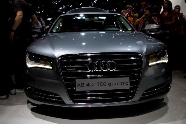 audi-a8-front-kuehlergrill