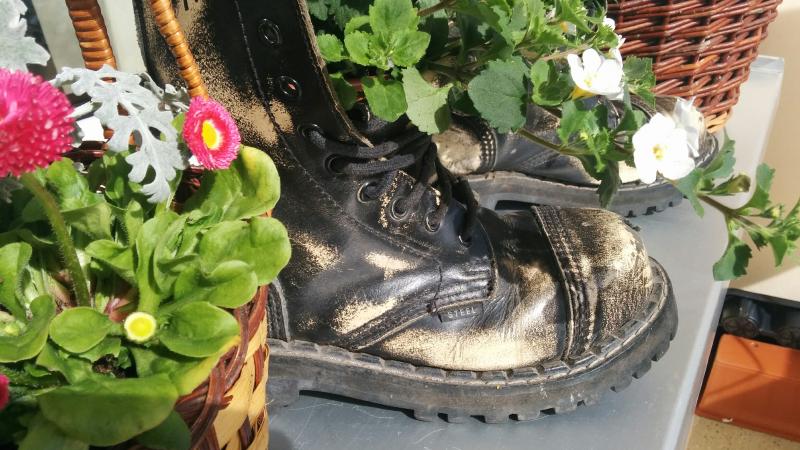 springerstiefel
